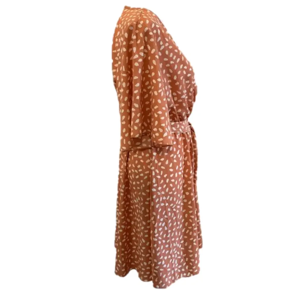 Spring time Dress Coral/Cream w/ belt flared sleeves, matching belt, V- neck MED - Picture 2 of 8